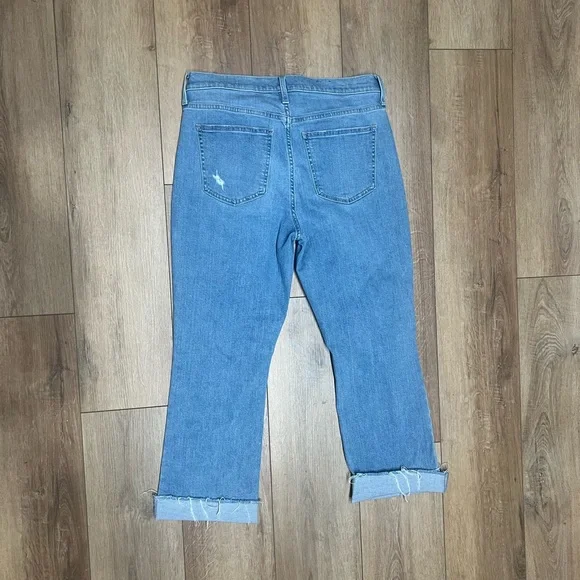 Gap Kick Fit High Rise Classic Blue Distressed Women Jeans size 31 / 12L - Picture 2 of 5